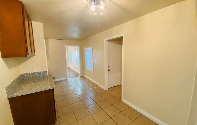 2 beds, 1 bath, $1,575