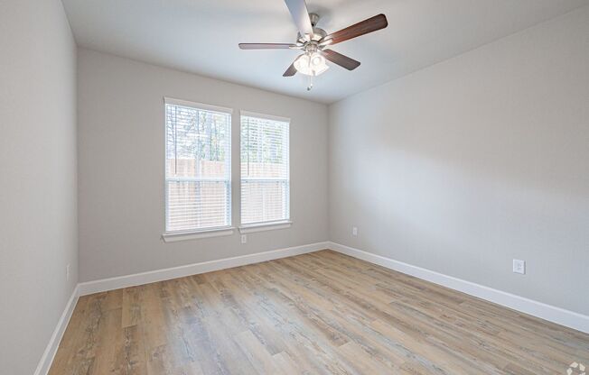 3 beds, 2 baths, 1,269 sqft, $2,700, Unit 1401