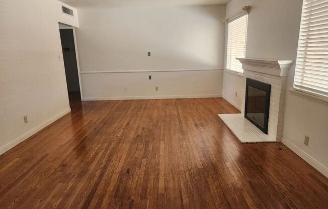 1309 Telegraph Ave - House