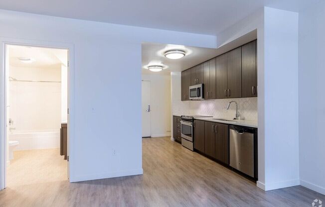 Studio, 1 bath, 526 sqft, $1,325, Unit 507