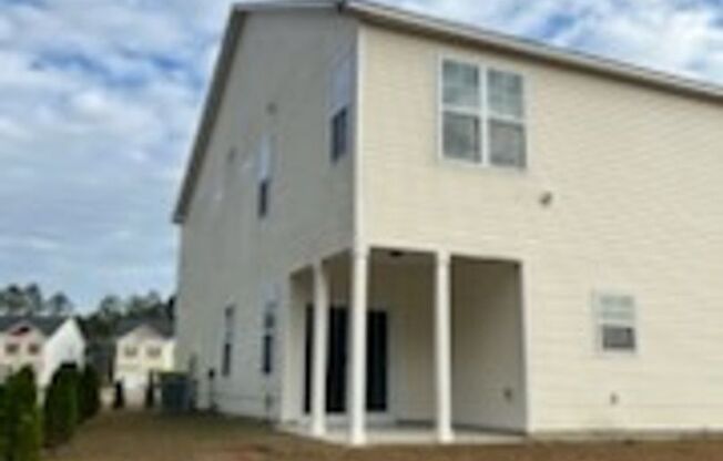 3 beds, 2.5 baths, $1,750