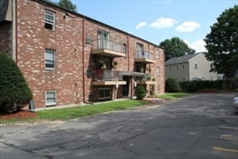 2 beds, 1 bath, 850 sqft, $2,300, Unit 5