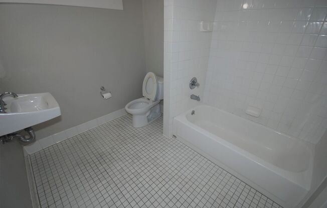 Studio, 1 bath, 485 sqft, $2,150