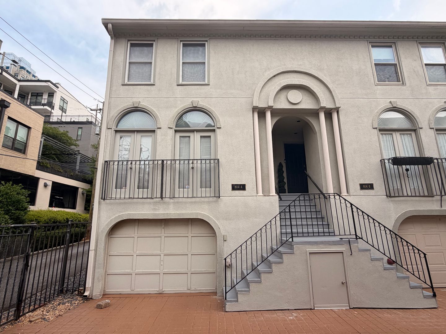 Wonderful Midtown Atlanta 2 Bed 2.5 Bath Townhouse!