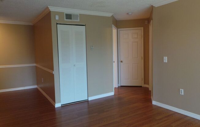 2 beds, 2 baths, $1,600, Unit UNIT 205