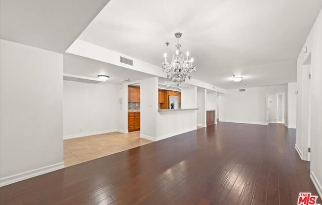 2 beds, 2.5 baths, 1,888 sqft, $7,500, Unit 705