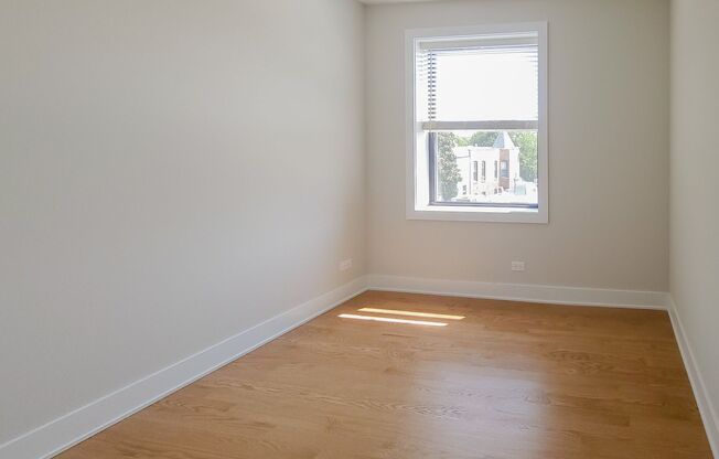 3 beds, 2 baths, 1,030 sqft, $3,995, Unit 2020-3B