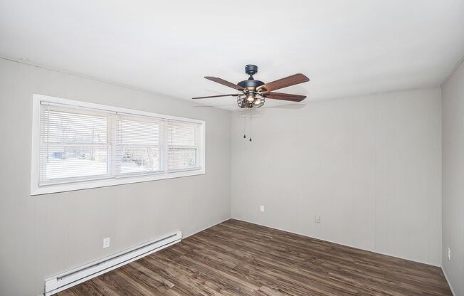 2 beds, 1 bath, 900 sqft, $1,295, Unit 2726