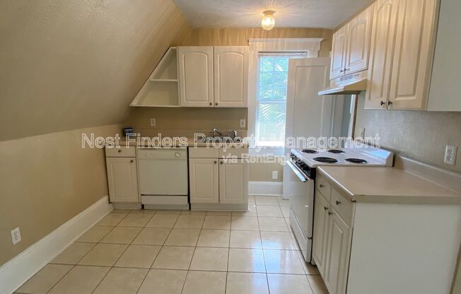2633 Post St