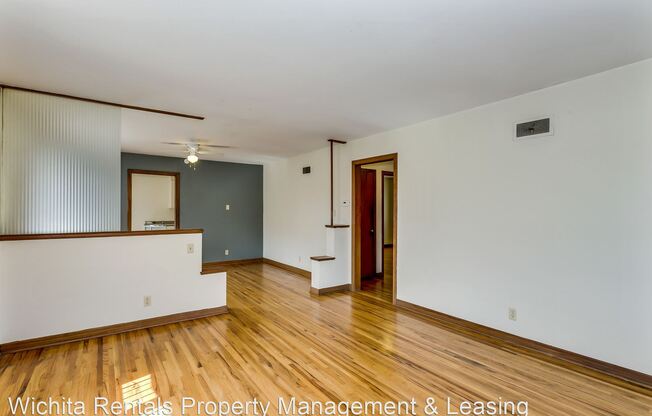 427 S. Oliver