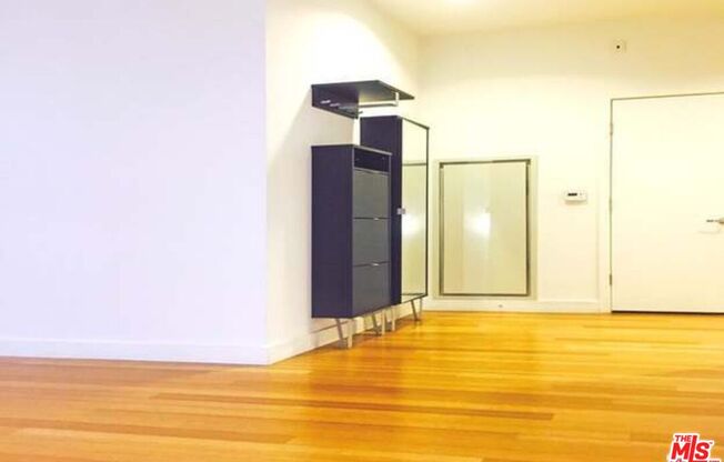 1 bed, 1 bath, 750 sqft, $2,500, Unit 1711