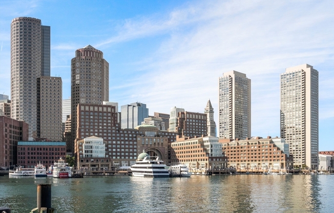 4 beds, 3.5 baths, 2,500 sqft, $17,500, Unit 41 AB