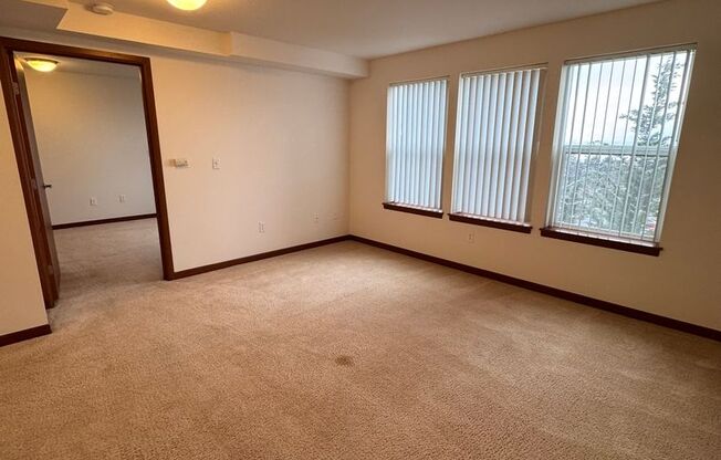 1 bed, 1 bath, 561 sqft, $1,822, Unit B408