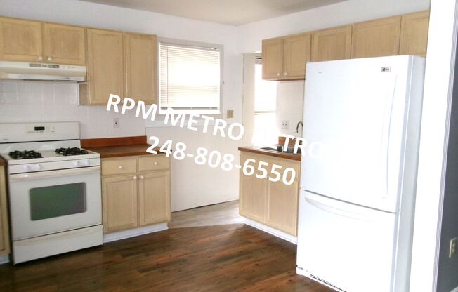 2 beds, 1 bath, $1,195, Unit (OM)