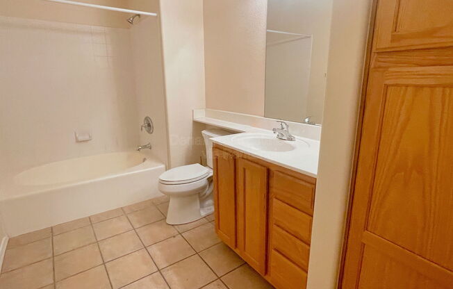 3 beds, 2 baths, 1,286 sqft, $1,695, Unit Apt 2120