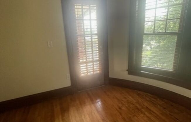 2 beds, 1 bath, 1,000 sqft, $1,695, Unit 18201 - 185 Pine St., Apt. 2L