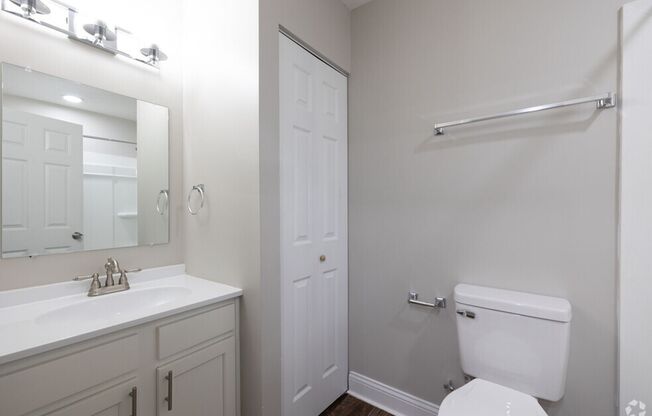 Studio, 1 bath, 345 sqft, $775