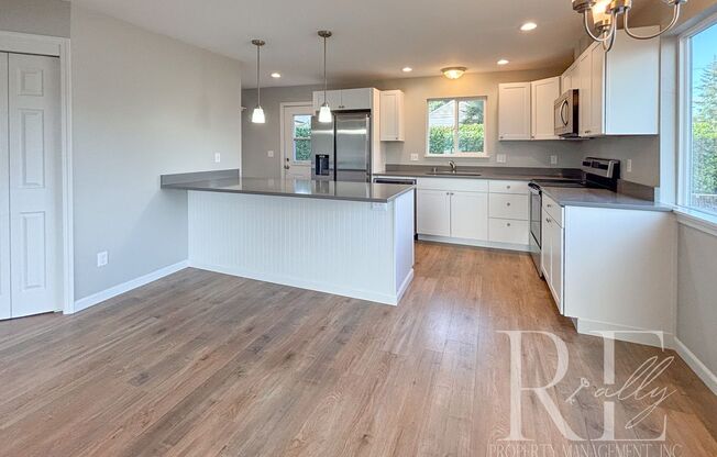 Quality Remodeled 2-Bed in Prime Location