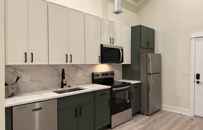 1 bed, 1.5 baths, 689 sqft, $3,375, Unit 208