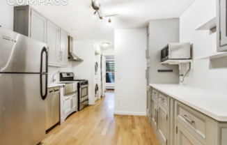 605 PRESIDENT ST