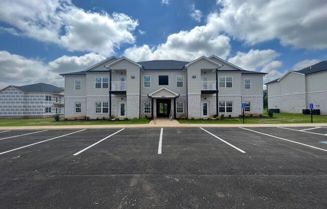 807 Brush Creek
