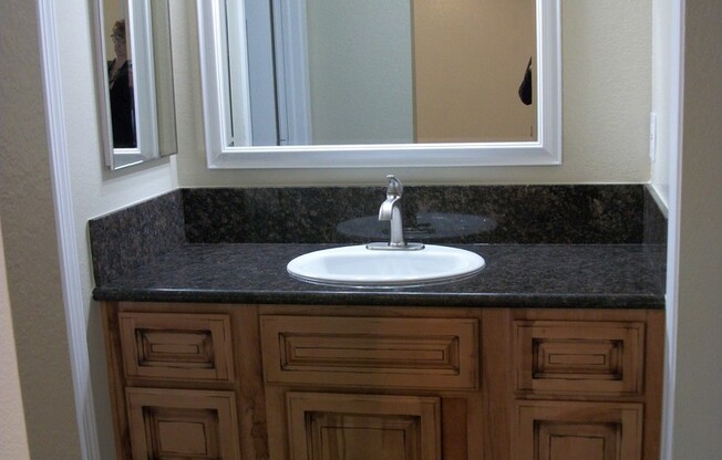 2 beds, 2 baths, 900 sqft, $2,025, Unit 136