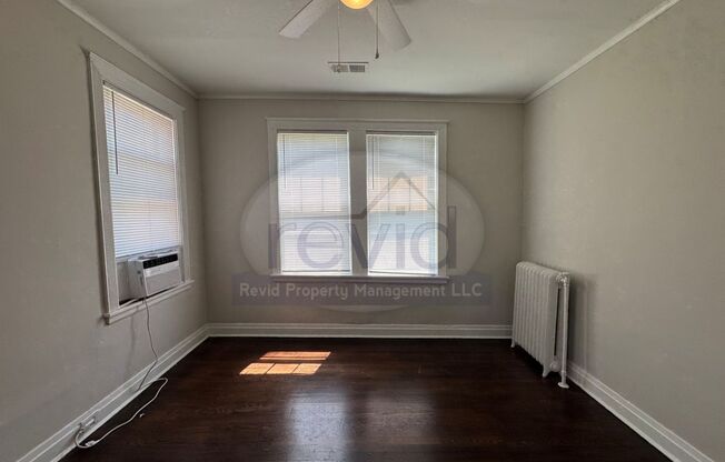 2 beds, 1 bath, 950 sqft, $995, Unit 316-2