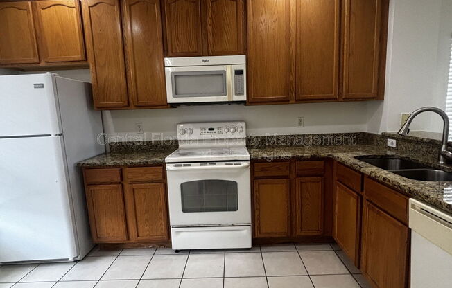 10684 SAVANNAH WOOD CT