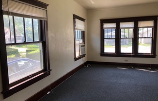 2 beds, 1 bath, $1,200