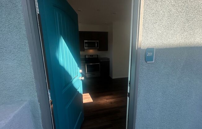 1 bed, 1 bath, 700 sqft, $2,495, Unit 142-201