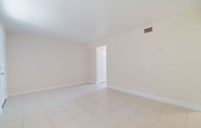 616 8 ST