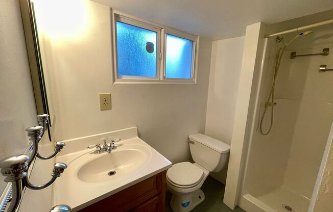 2 beds, 2 baths, $2,450