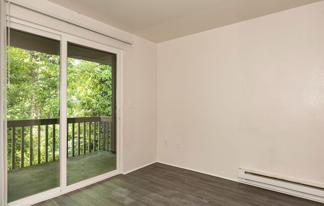 1 bed, 1 bath, 590 sqft, $1,450, Unit 208