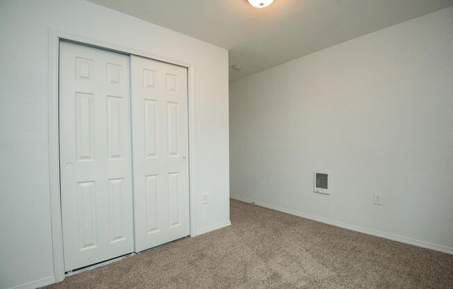 2 beds, 1 bath, 760 sqft, $1,495, Unit 11
