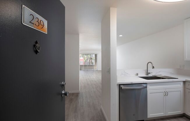 3 beds, 2 baths, 1,105 sqft, $3,495, Unit 239
