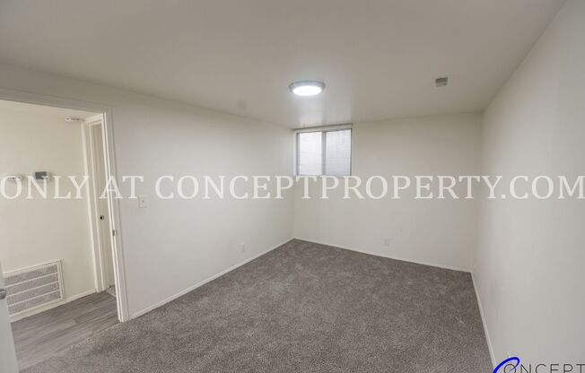 2 beds, 1 bath, 880 sqft, $1,249, Unit 17