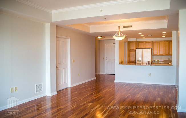 2 beds, 2.5 baths, $2,500, Unit Unit 9007