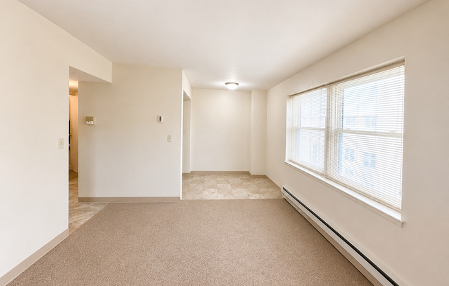 1 bed, 1 bath, $905, Unit 612