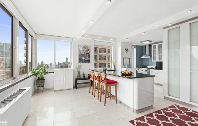 4 beds, 4.5 baths, 2,336 sqft, $15,000, Unit 31FGH