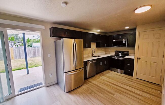 2 beds, 1 bath, $1,699