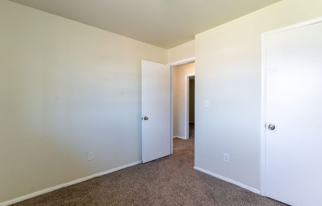 4 beds, 1 bath, $1,350