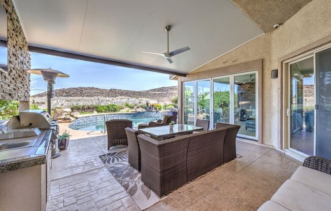 3 beds, 3 baths, $6,995
