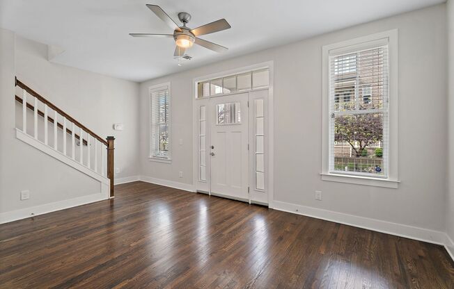 Gorgeous Spacious Townhome in the Heart of East Nashville!!