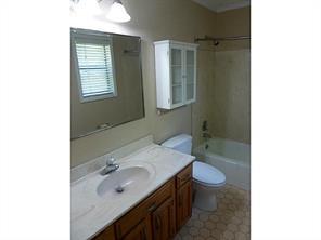 3 beds, 2 baths, $1,795