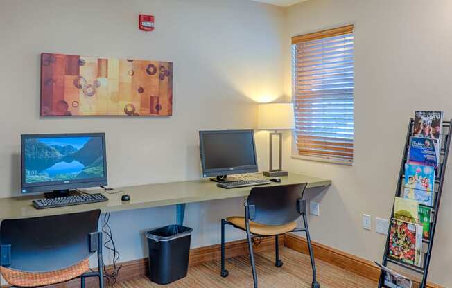 Dakota Ridge business Center Apartments for Rent with work space Williston, ND