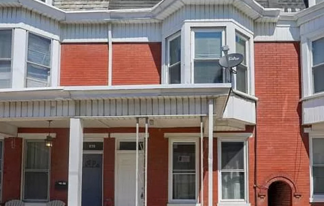 Coming Soon Spacious 5 Bedroom Home Located in York City School District