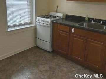 1 bed, 1 bath, $1,609