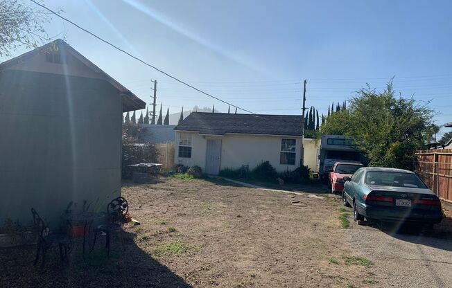 One-bedroom, one-bathroom apartment in Altadena