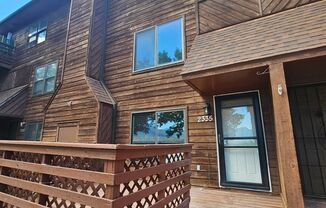 Beautiful West Side Condo