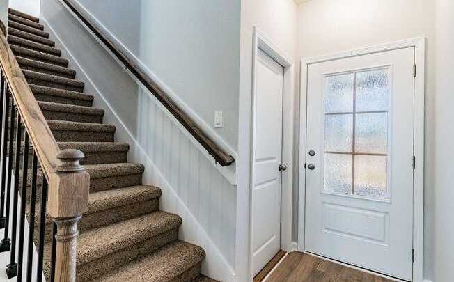 344 PINE BLF DR